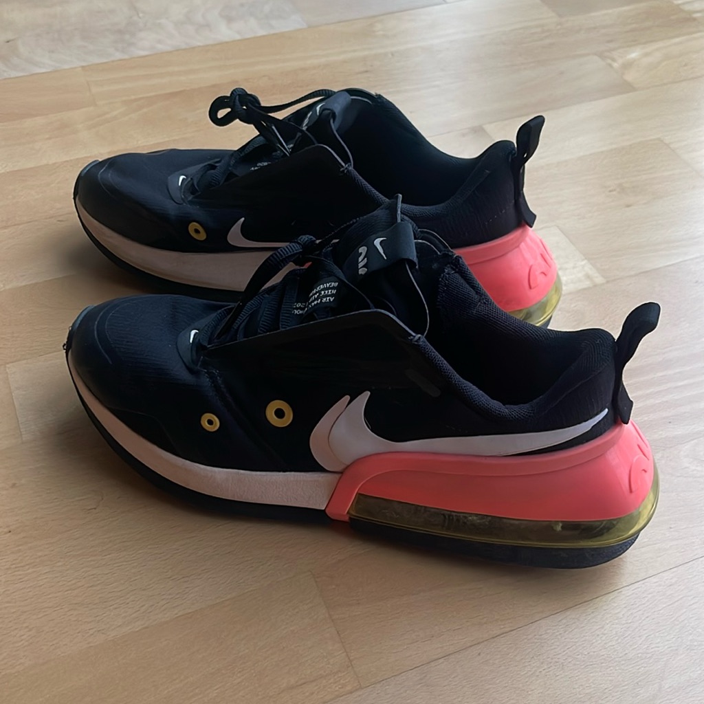 Nike Womens Air Max Up Black Atomic Pink